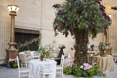 Ashland Addison Florist brought in a giant prop tree for its whimsical lounge area. The tree was decked with mechanical butterflies that could move their wings.