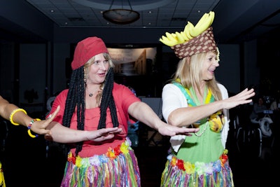 Sunshine Reggae Band - Yellow bird dance at Swedish Foundation Gala