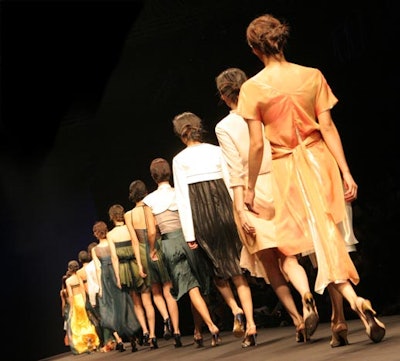 Organize your fashion show here, at Adelante Studios