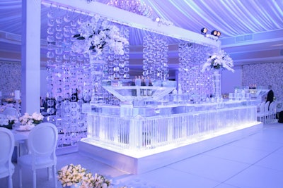 IceCulture’s beaded curtains—made entirely of ice—serve as eye-catching space dividers at events.