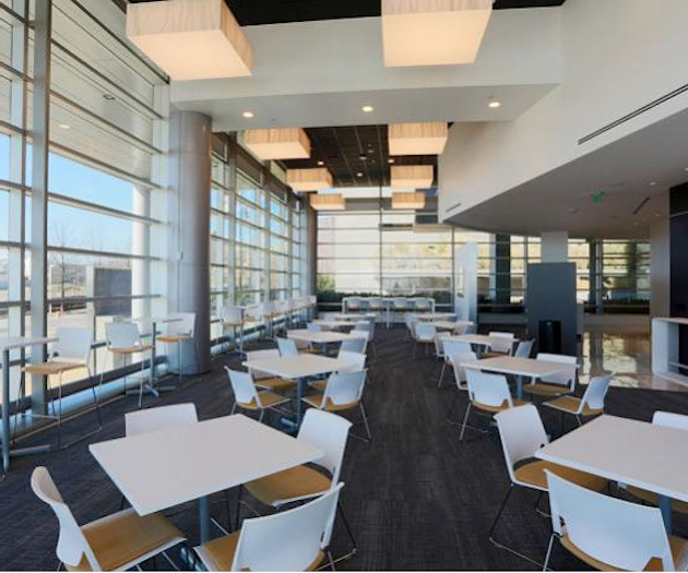 Tysons Lounge