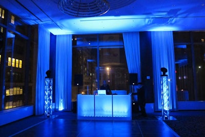 Sample DJ sound & lighting setup