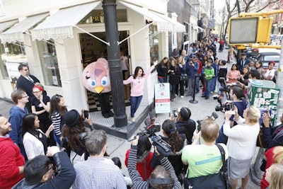 To promote Rosanna Pansino's baking channel on YouTube, Allied Experiential recently made over SoHo’s Little Cupcake Bakeshop with an Angry Birds theme.