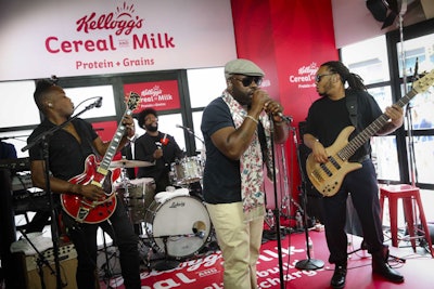 The Roots performed a free concert that included a cover of the G. Love & Special Sauce song 'Milk and Cereal.'