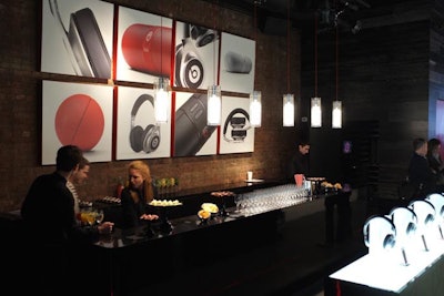 Beats by Dre retail store in New York was transformed into a trial area