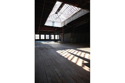 2 large skylights that give direct natural light into the space.