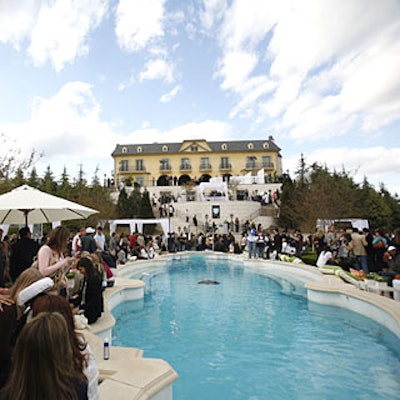 A private home in Beverly Hills served as the backdrop for Samsung’s UpStage Country Club launch event.