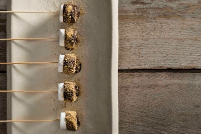 Deconstructed s'mores pops