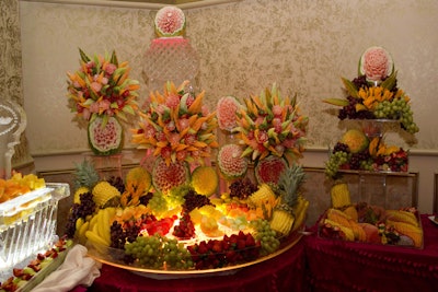 GoldenChefs fruit tables