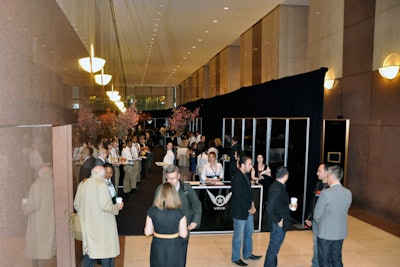 350 standing attendees can comfortably utilize the North Lobby at any time of day