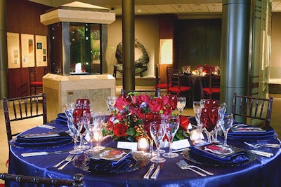 Seated dinners with the Hope Diamond up to 50 guests