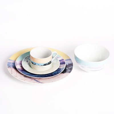 Known for its Canadiana design offerings, the Drake General Store recently launched new landscape tableware that makes a memorable corporate gift. The tree- and mountain-focused collection includes an Arctic bowl, a Rockies side plate, a Yukon dinner plate, and a Halifax teacup and saucer.
