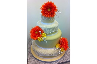 GoldenChefs champagne cake