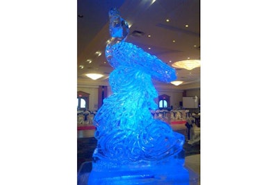 GoldenChefs ice peacock