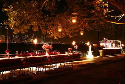 Outdoor harbor dining