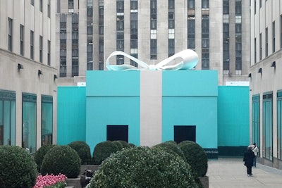 Vinyl facade: Tiffany & Co.