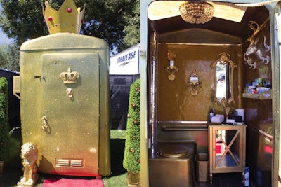 A golden porta potty at Austin City Limits came equipped with Wi-Fi, a live feed of the festival, air-conditioning, a phone charger, and a crystal chandelier.
