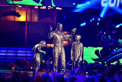 David Beckham and two of his sons were slimed at the Nickelodeon Kids’ Choice Sports Awards.