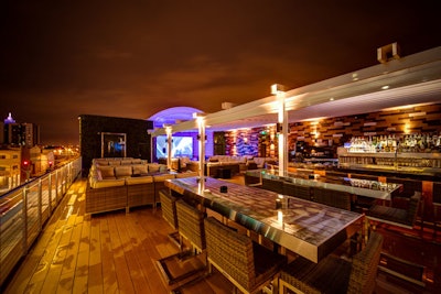 3. Touché Rooftop Lounge & Restaurant