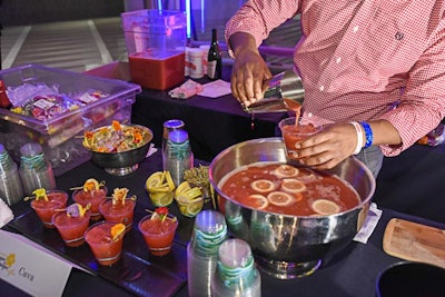 Cava mixologist Glendon Hartley taught guests how to mix cocktails in the Exclusive Experience.