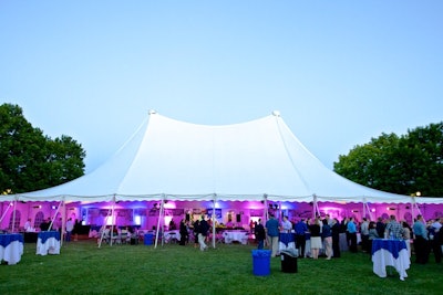 100' x 60' Victorian Tent ~ Reunion