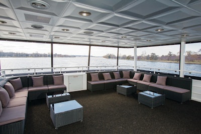 National Elite - Comfortable and classy exterior lounge