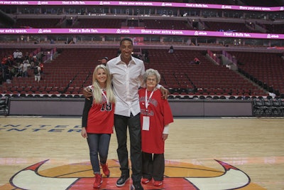 The winners got custom jerseys and met Chicago Bulls legend Scottie Pippen.