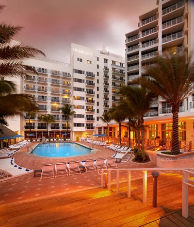 6. Courtyard Cadillac Miami Beach Oceanfront