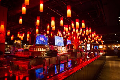 Main bar with lights that can be set to the color of your choice