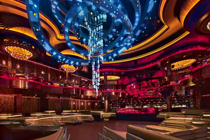 Largest Chandelier In Vegas Largest Chandelier In Vegas
