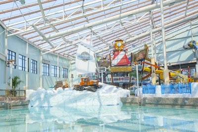 2. Camelback Lodge & Aquatopia Indoor Waterpark