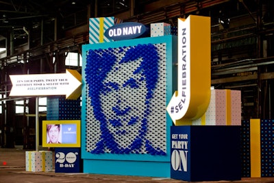 Pittsburgh agency Deeplocal created a “selfie machine” for Old Navy’s 20th anniversary celebration in Times Square.