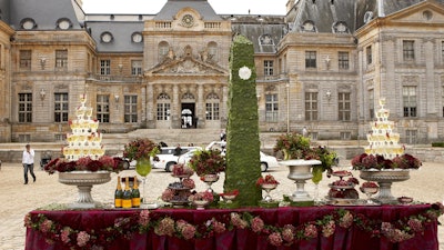 Custom Entry Cocktails at Chateau Vaux le Vicomte, 150 Guests