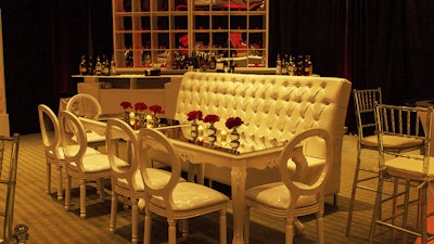 Louis Chairs with White Lounge