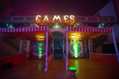 The evening featured customized boardwalk games and entertainment with on-theme signage.