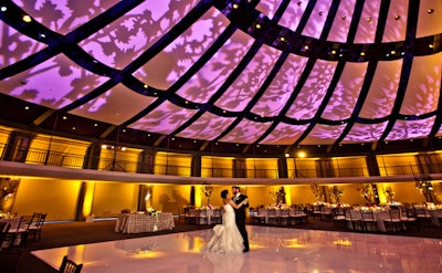 Cultivate the setting of your dreams in the Ahmanson Ballroom. Photo by Mi Belle Photography.