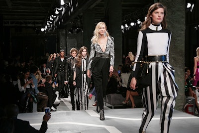 Karlie Kloss was one of the many A-list models who walked in the Balmain for H&M show.