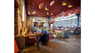The lounge and main room are ideal for cocktail receptions and can accommodate as many as 200.