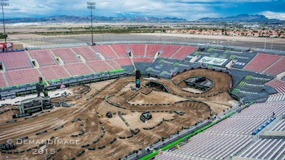 Overall course with AMSOIL track-in-the-stands arch at Monster Energy Cup.