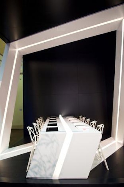The team from Gensler aimed to create a minimal, futuristic dining experience. The installation contained a black-and-white color scheme, lights, and lots of empty space.