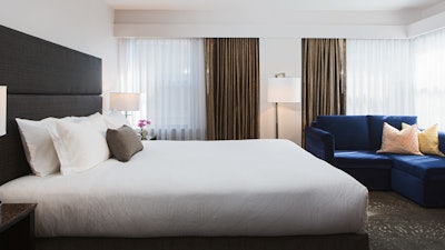 King Deluxe Guestroom
