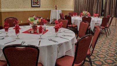 Embassy Suites by Hilton, San Rafael – Marin’s largest hotel is located in Central Marin and has more than 13,000 square feet of venue space.