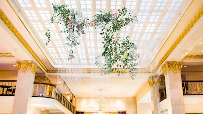 The Mayflower Hotel, Autograph Collection ceiling decor