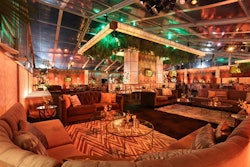 Residential Decor: Golden Globes