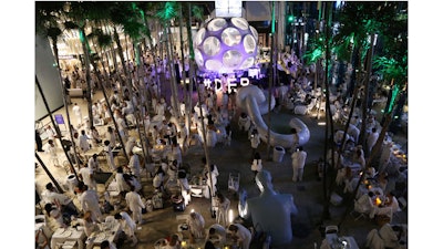 Le Diner en Blanc hosted at Miami Design District