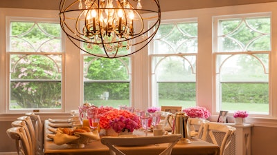An intimate Hamptons brunch