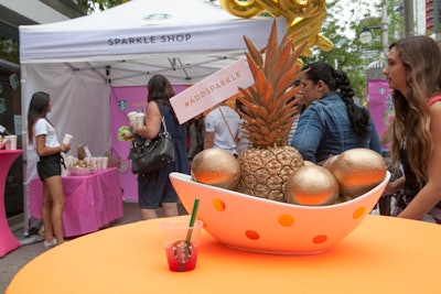 Adding sparkle to the notion of traditional picnic decor, Starbucks Canada promoted its Teavan Sparkling Tea Juices last summer with an event that used golden fruit for an eye-catching centerpiece.