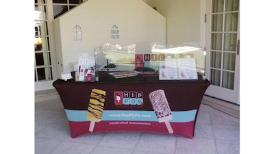 POPup gelato bar (table service).