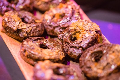 Leigh Omilinsky, pastry chef at Chicago's Nico Osteria, prepared stout-cake doughnuts. Her dish was also inspired by The Simpsons, in particular by Homer Simpson's love for the treats.