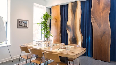 We have the ability to offer many different areas for group meetings and breakout sessions.